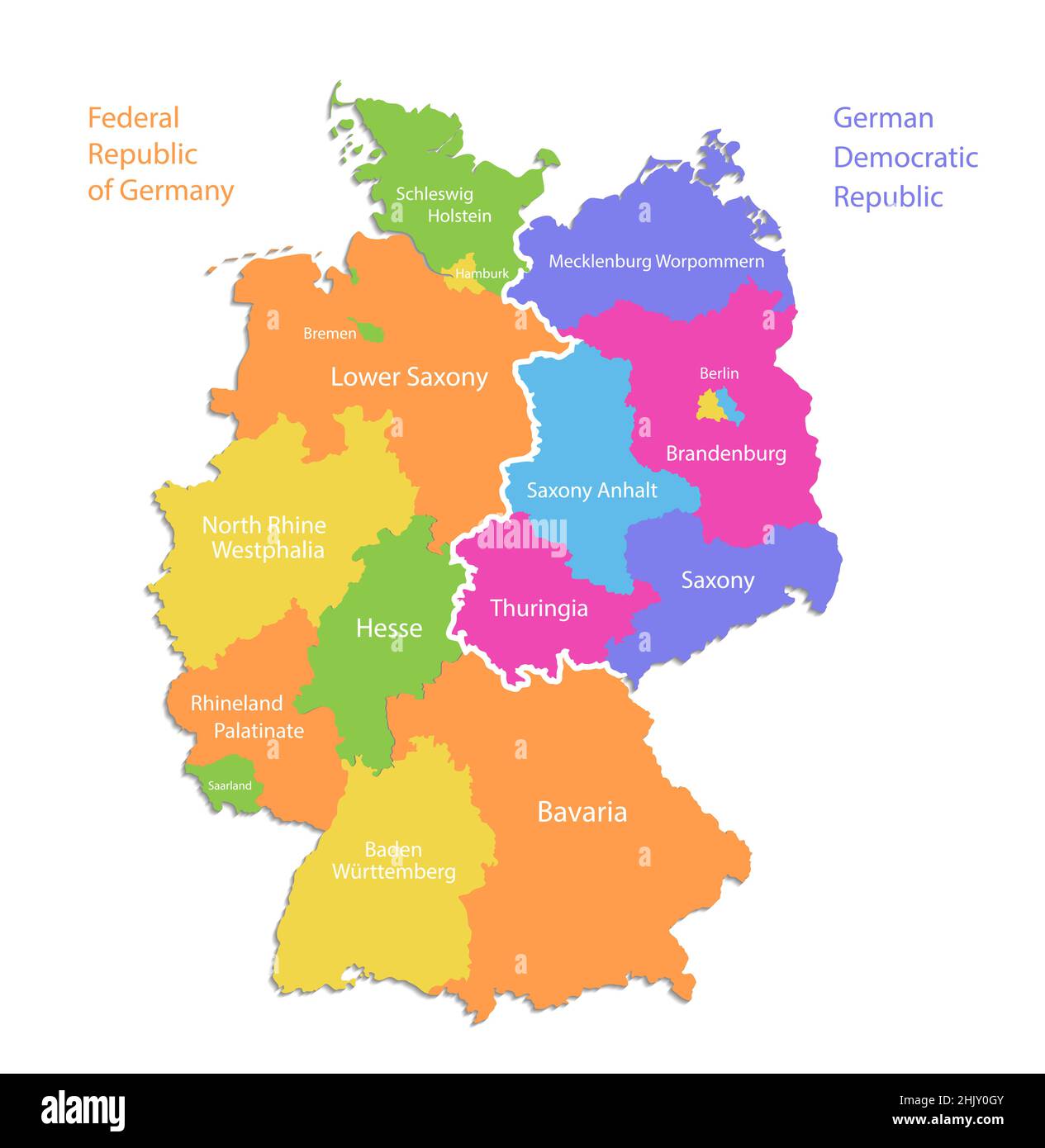 Deutschland Karte aufgeteilt auf West-und Ost-Karte, administrative Teilung, separate Regionen mit Namen, Farbkarte isoliert auf weißem Hintergrund Vektor Stock Vektor