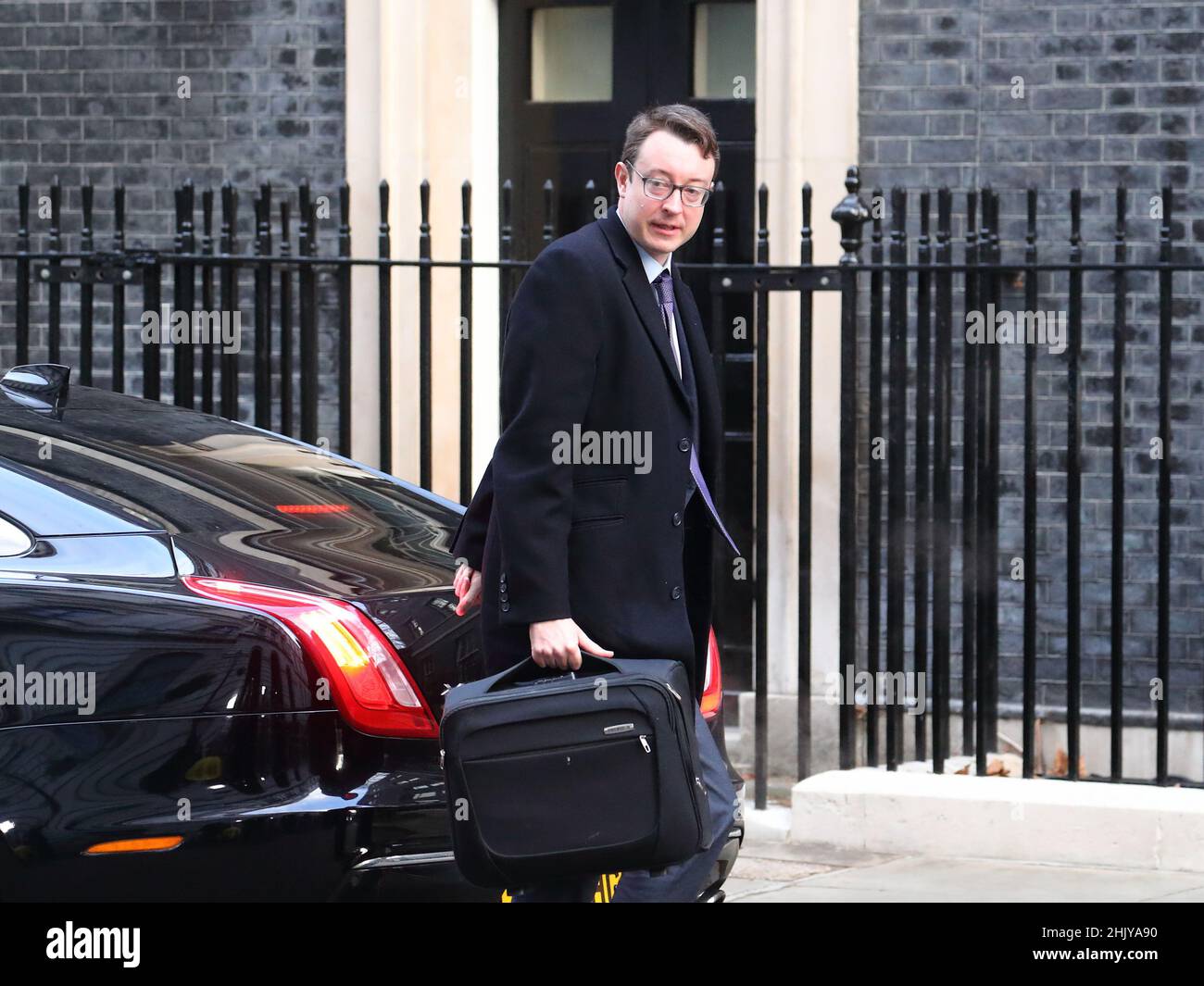 London, Großbritannien. 1st. Februar 2022. Der Finanzminister Simon Clarke kommt zur wöchentlichen Kabinettssitzung in der Downing Street Nr. 10. Quelle: Uwe Deffner/Alamy Live News Stockfoto