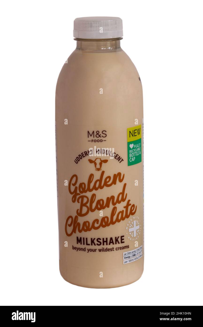 Eine Flasche duckelig-verführerischem Golden Blond Chocolate Milkshake von M&S isoliert auf weißem Hintergrund Stockfoto