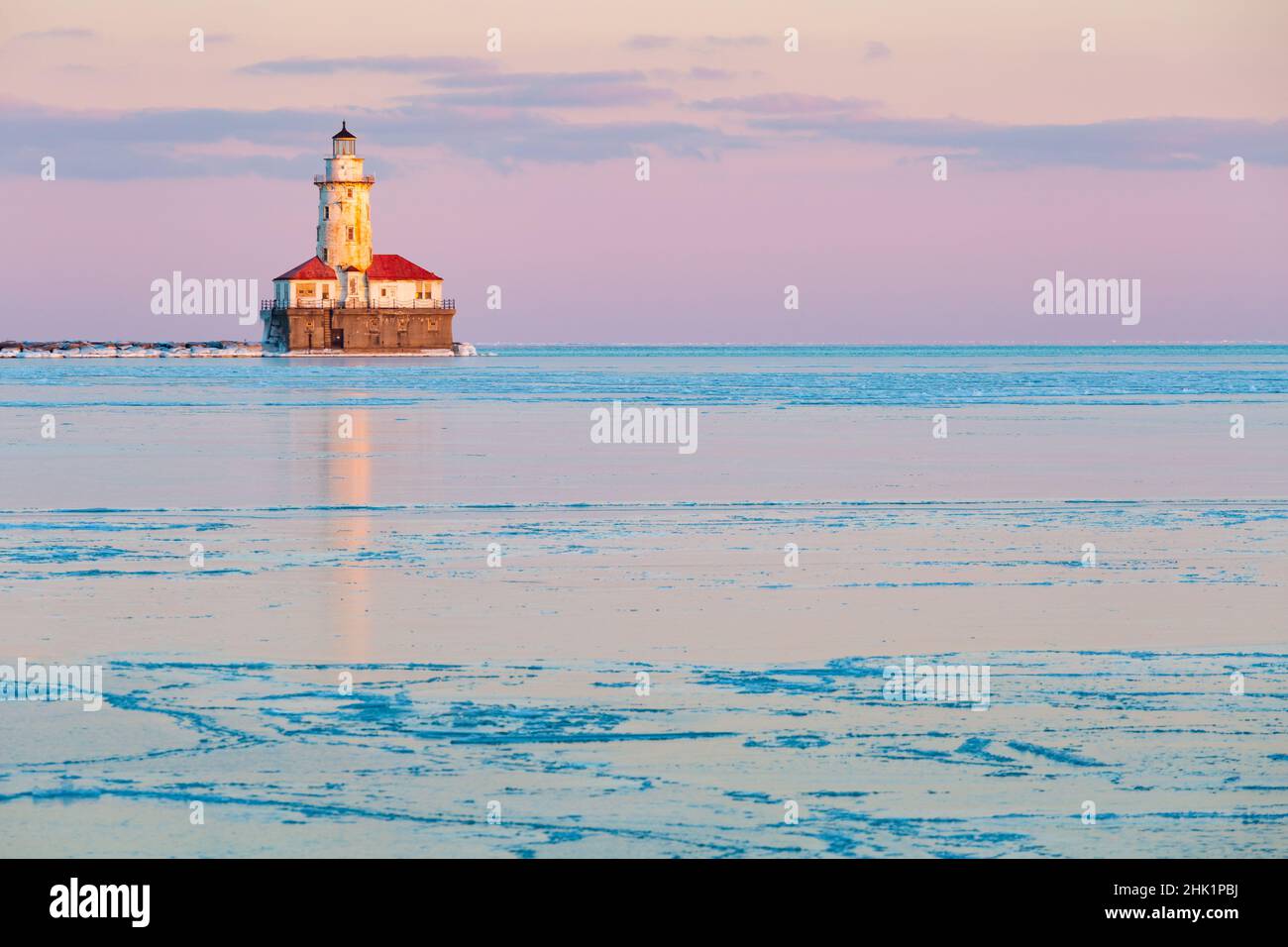 Blick auf den Chicago Harbour Lighthouse vom Navy Pier. Stockfoto