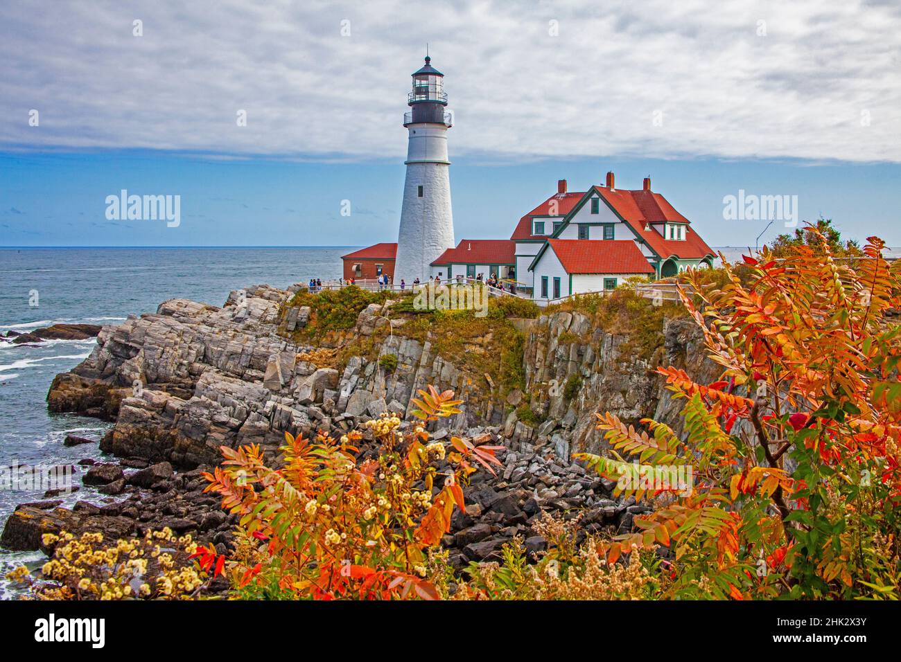 USA, New England, Maine, Cape Elizabeth, Atlantic Portland Head Lighthouse während der Herbstsaison Stockfoto