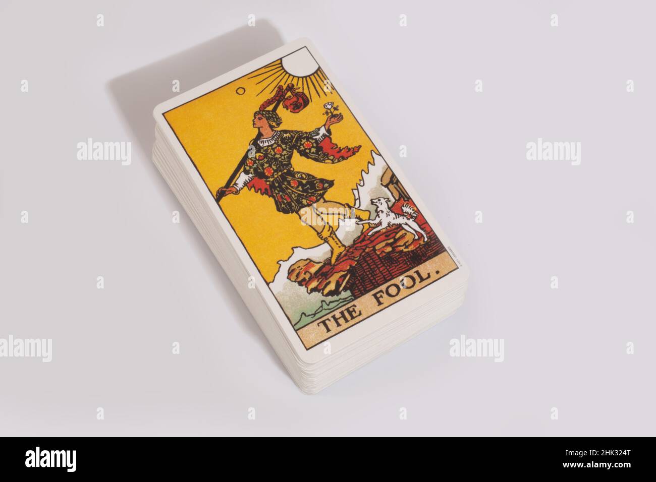 Die Tarot-Karte des Narren aus einem traditionellen Paket Stockfoto
