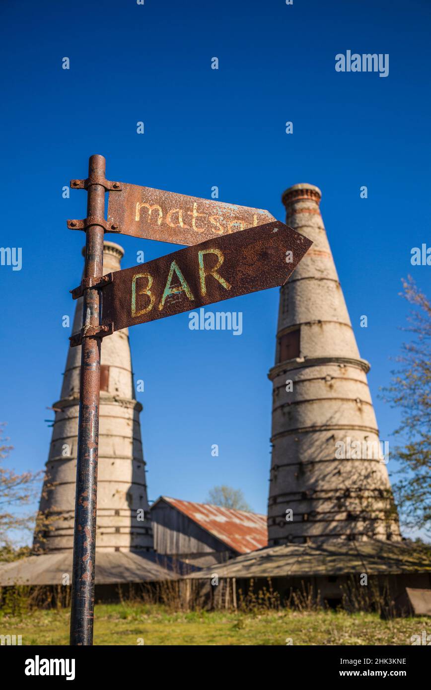 Schweden, Gotland Island, Bungenas, ehemalige Kreidemine und Militärstützpunkt, jetzt eine exklusive Ferienentwicklung und Naturreservat, rauchende Forme Stockfoto