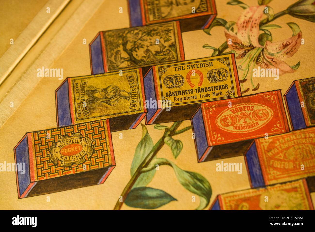 Schweden, Vattern-See, Jonkoping, Stadt, in der das Spiel erfunden wurde, Tandsticksmuseet, Match Museum, antikes Streichholzschachtel-Design Stockfoto