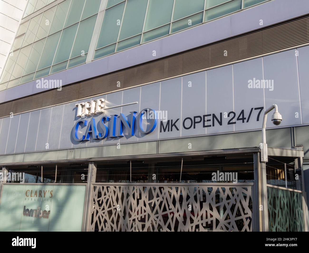 Vorderseite des Casino MK, Teil der Aspers-Kette, im Xscape-Komplex, Milton Keynes, Großbritannien Stockfoto