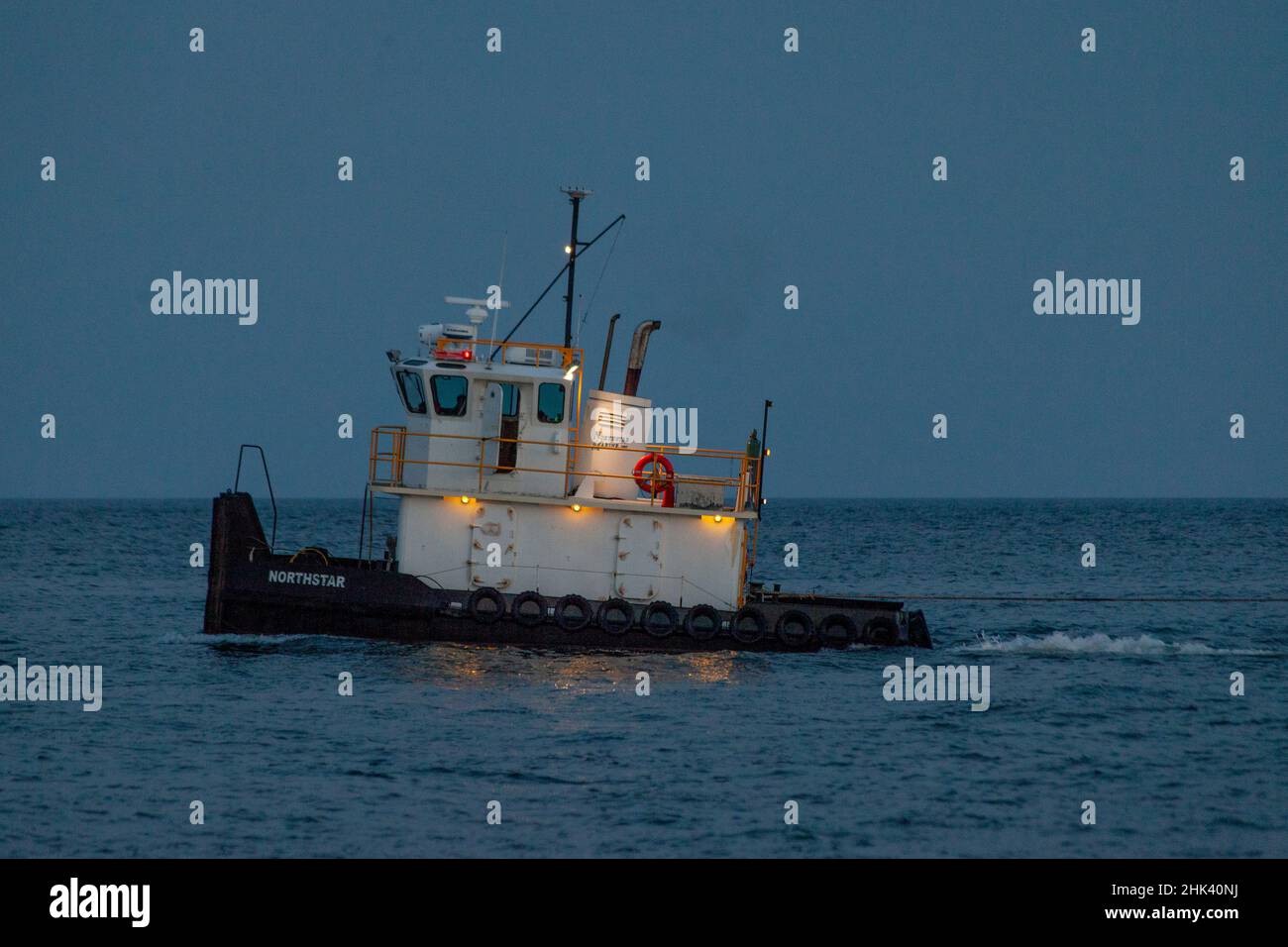 Das Schlepper Northstar auf einer Fahrt außerhalb von Atlantic City in New Jersey. Stockfoto