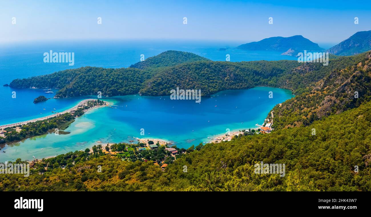 Panoramalandschaft des Oludeniz Beach. Fethiye/Mugla, Türkei. Sommer- und Urlaubskonzept. Stockfoto