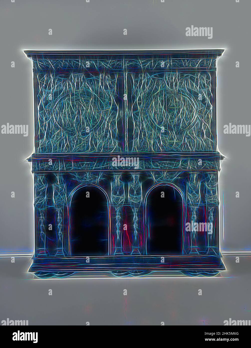 Inspiriert von Kabinett auf Ständer, Gravur von Giorgio Ghisi, Italienisch, 1520–1582, Zeichnung von Giulio Romano, Italienisch, ca. 1499–1546, Gemälde von Tizian (Tiziano Vecellio), Italienisch, ca. 1485-90–1576, Französisch, Kabinett ca.1640–60, Stand 1850–70, Ebony, Nussbaum, Eiche, Nadelbaum und andere Hölzer, vergoldete Bronze, gespiegelt, neu erfunden von Artotop. Klassische Kunst neu erfunden mit einem modernen Twist. Design von warmen fröhlichen Leuchten der Helligkeit und Lichtstrahl Strahlkraft. Fotografie inspiriert von Surrealismus und Futurismus, umarmt dynamische Energie der modernen Technologie, Bewegung, Geschwindigkeit und Kultur zu revolutionieren Stockfoto