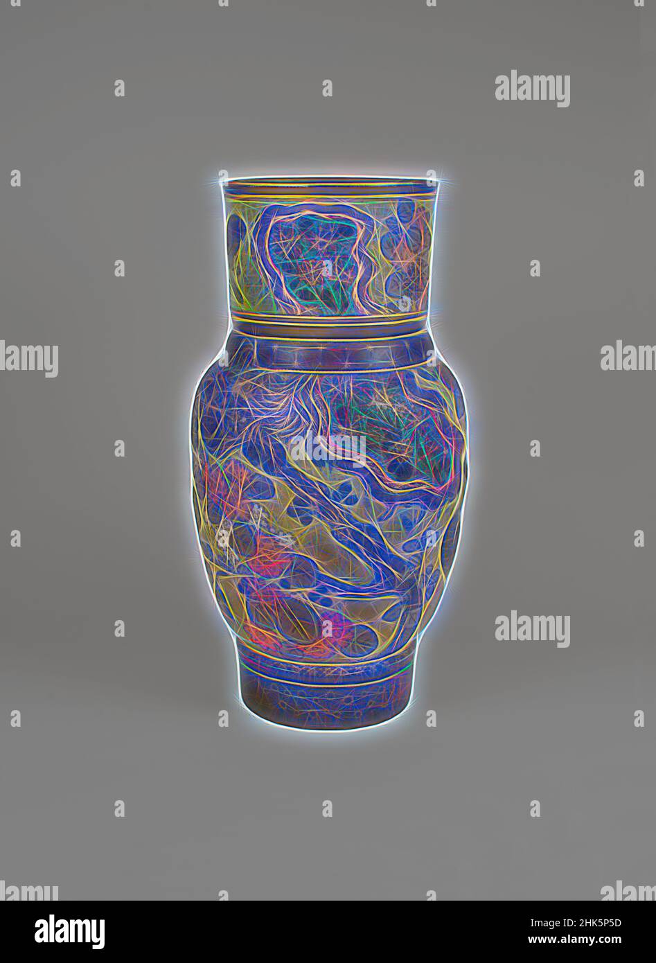 Inspiriert von Vase, Ernest Chaplet, französisch, 1835–1909, Haviland und Company, Amerikanisch und französisch, 1864–1931, 1882–85, Steinzeug mit matter Glasur und Vergoldung, hergestellt in Frankreich, Europa, Keramik, Behälter, 27 1/2 x 14 Zoll (69,9 x 35,6 cm, neu erfunden von Artotop. Klassische Kunst neu erfunden mit einem modernen Twist. Design von warmen fröhlichen Leuchten der Helligkeit und Lichtstrahl Strahlkraft. Fotografie inspiriert von Surrealismus und Futurismus, umarmt dynamische Energie der modernen Technologie, Bewegung, Geschwindigkeit und Kultur zu revolutionieren Stockfoto