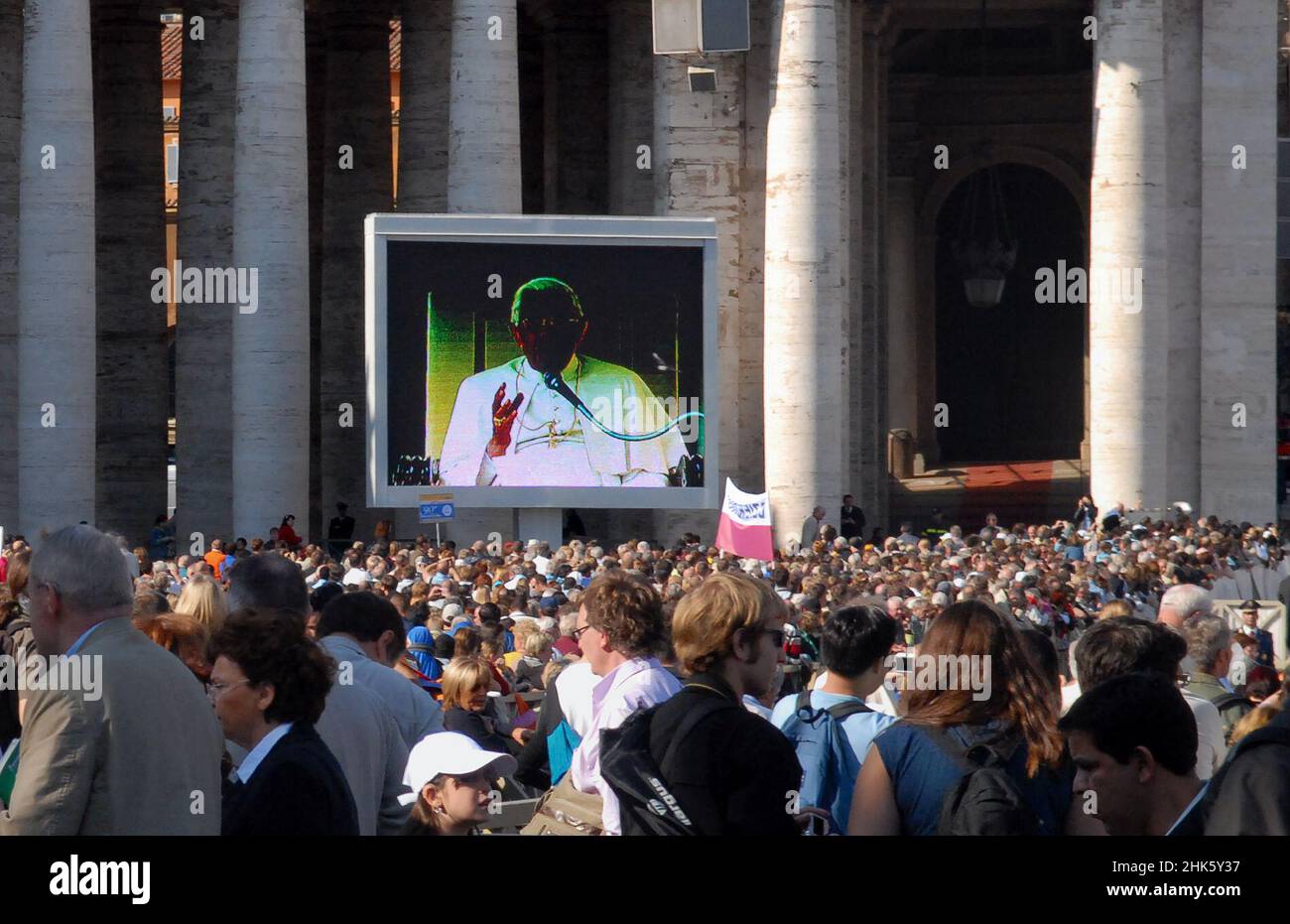 Vatikanstaat in Rom, Italien 17/10/2007: Benedetto XVI Papst auf dem Petersplatz am Mittwoch beten. ©Andrea Sabbadini Stockfoto