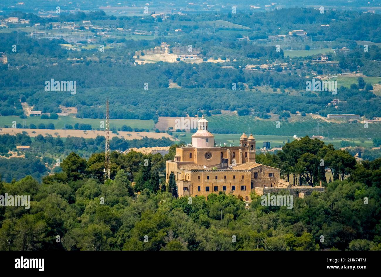 Luftaufnahme, Kloster Santuari de Bonany am Puig de Bonany, Petra, Europa, Balearen, Spanien, Es, Wallfahrtskirche, Kapelle, Kirche, Kloster, Mal Stockfoto