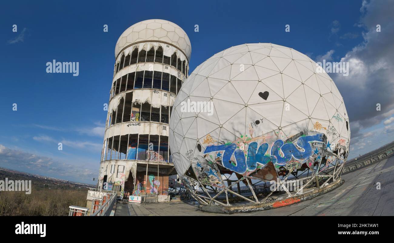 Ehemalige Radaranlagen, Hörstation Teufelsberg, Grunewald, Charlottenburg-Wilmersdorf, Berlin, Deutschland Stockfoto