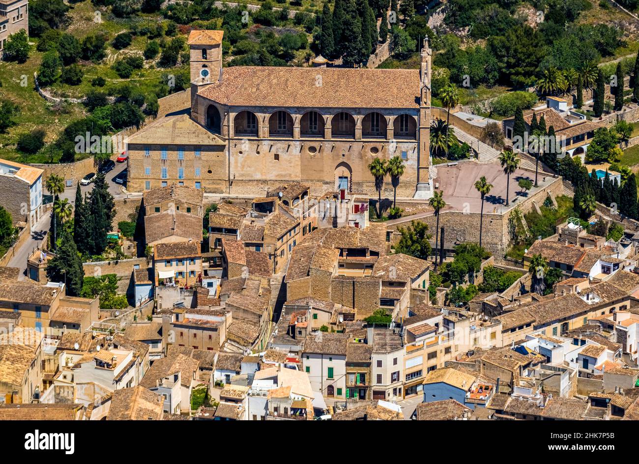 Luftaufnahme, Pfarrkirche Església parroquial de la Transfiguració del Senyor, Artà, Balearen, Mallorca, Balearen, Spanien, wo Stockfoto