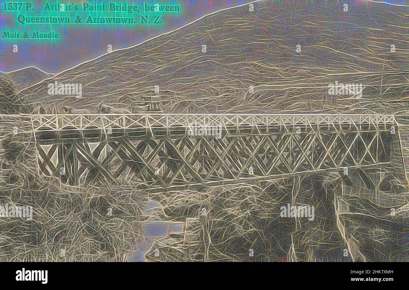 Inspiriert von Arthur's Point Bridge, zwischen Queenstown und Arrowtown, Neuseeland, Muir & Moodie Studio, 1905, Queenstown, Reimagined by Artotop. Klassische Kunst neu erfunden mit einem modernen Twist. Design von warmen fröhlichen Leuchten der Helligkeit und Lichtstrahl Strahlkraft. Fotografie inspiriert von Surrealismus und Futurismus, umarmt dynamische Energie der modernen Technologie, Bewegung, Geschwindigkeit und Kultur zu revolutionieren Stockfoto