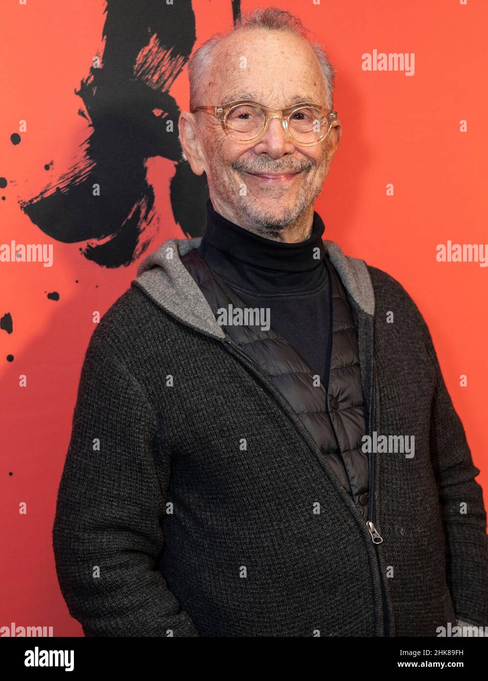 New York, New York, USA. 1st. Februar 2022. Joel Gray nimmt an der Eröffnungsnacht des Michael Jackson Musicals im Neil Simon Theater Teil (Bildquelle: © Lev Radin/Pacific Press via ZUMA Press Wire) Stockfoto