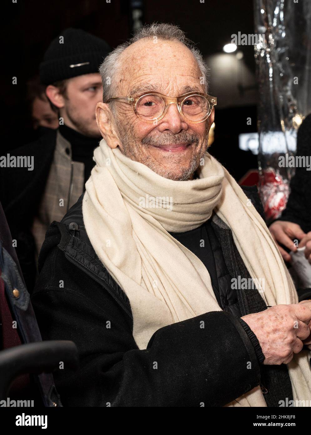 New York, New York, USA. 1st. Februar 2022. Joel Gray nimmt an der Eröffnungsnacht des Michael Jackson Musicals im Neil Simon Theater Teil (Bildquelle: © Lev Radin/Pacific Press via ZUMA Press Wire) Stockfoto