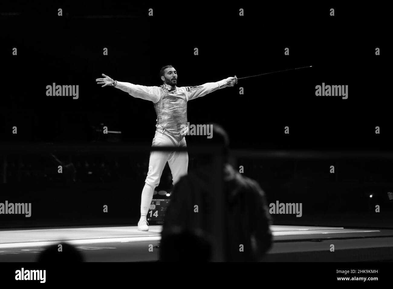 26th. JULI 2021 - CHIBA, JAPAN: Alaaeldin Abouelkassem aus Ägypten reagiert auf den Sprung ins Viertelfinale beim Men's Individual Foil bei der Tokyo 202 Stockfoto