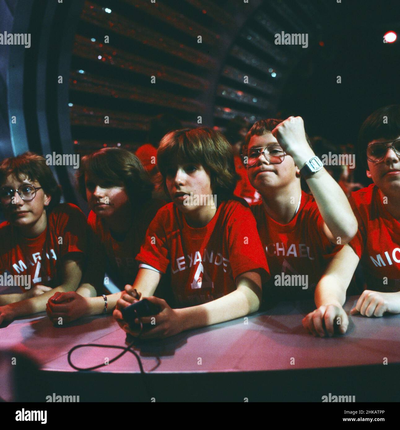 Alpha 5, Computerspielshow für Kinder, Deutschland 1981 - 1985, Szenenfoto mit einer Schulklasse als Raumfahrercrew. Stockfoto