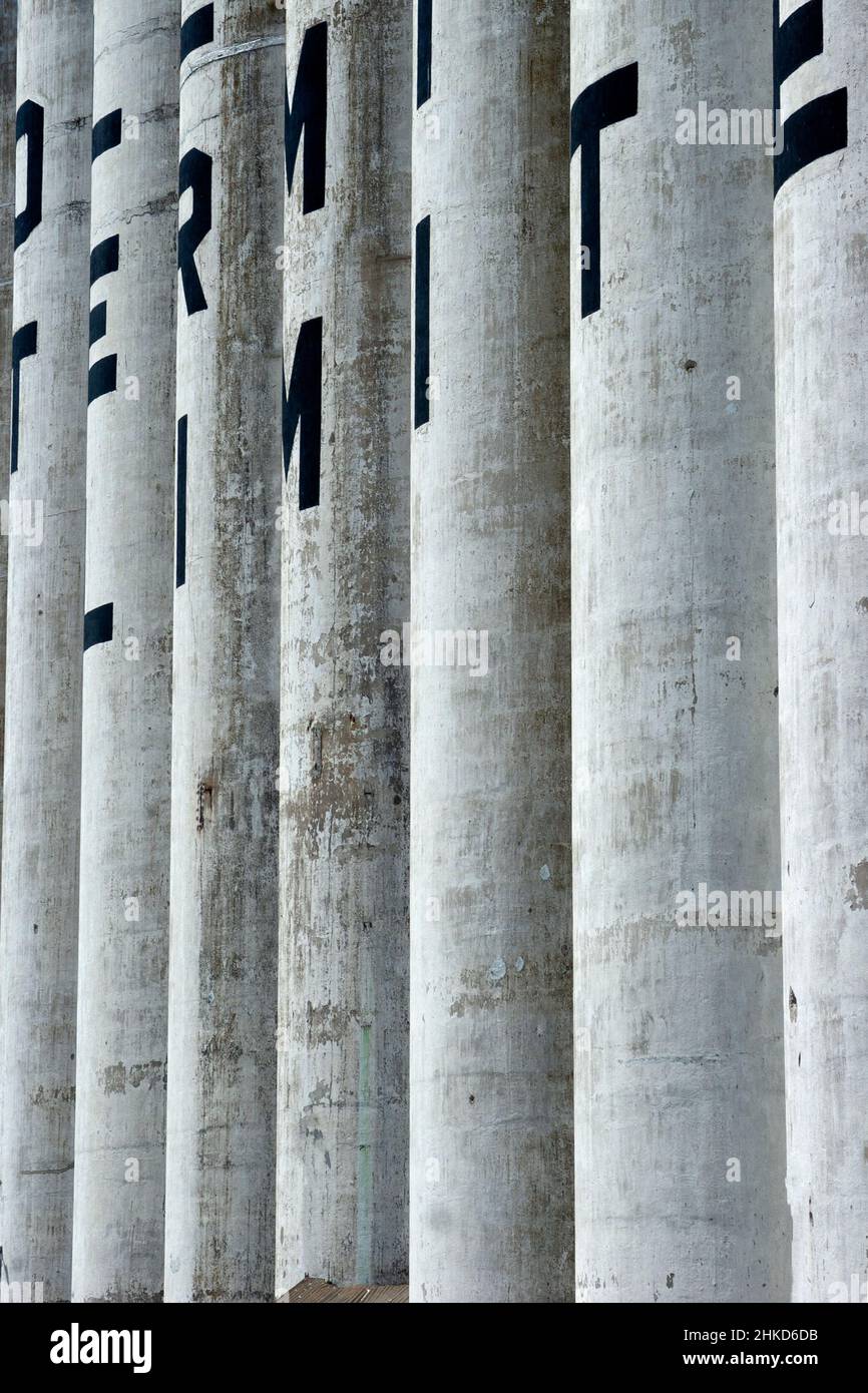 Lagersilos für Betongetreide Collingwood Ontario Kanada. Stockfoto