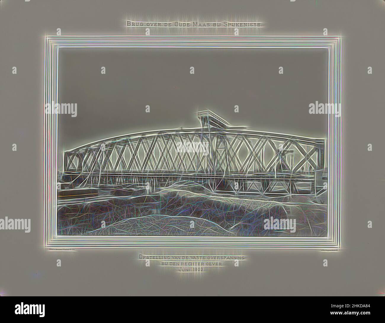 Inspiriert durch die Einrichtung der festspannbaren Brücke über die Alte Maas am rechten Ufer bei Spijkenisse, Brücke über die Alte Maas bei Spijkenisse, Arnaud Pistoor & Zoon, Den Bosch, Jun-1902, Höhe 293 mm × Breite 420 mm, neu gestaltet von Artotop. Klassische Kunst neu erfunden mit einem modernen Twist. Design von warmen fröhlichen Leuchten der Helligkeit und Lichtstrahl Strahlkraft. Fotografie inspiriert von Surrealismus und Futurismus, umarmt dynamische Energie der modernen Technologie, Bewegung, Geschwindigkeit und Kultur zu revolutionieren Stockfoto