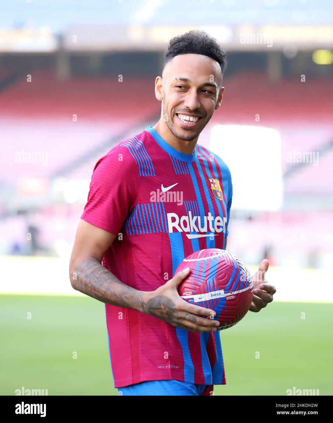 Sabadell, Barcelona, Spanien. 3rd. Februar 2022. PIERRE EMERICK AUBAMEYANG (FC Barcelona) während einer Präsentation vor den Medien als neuer Spieler FC Barcelona im Camp Nou. (Bild: © Xavi Urgeles/ZUMA Press Wire) Stockfoto