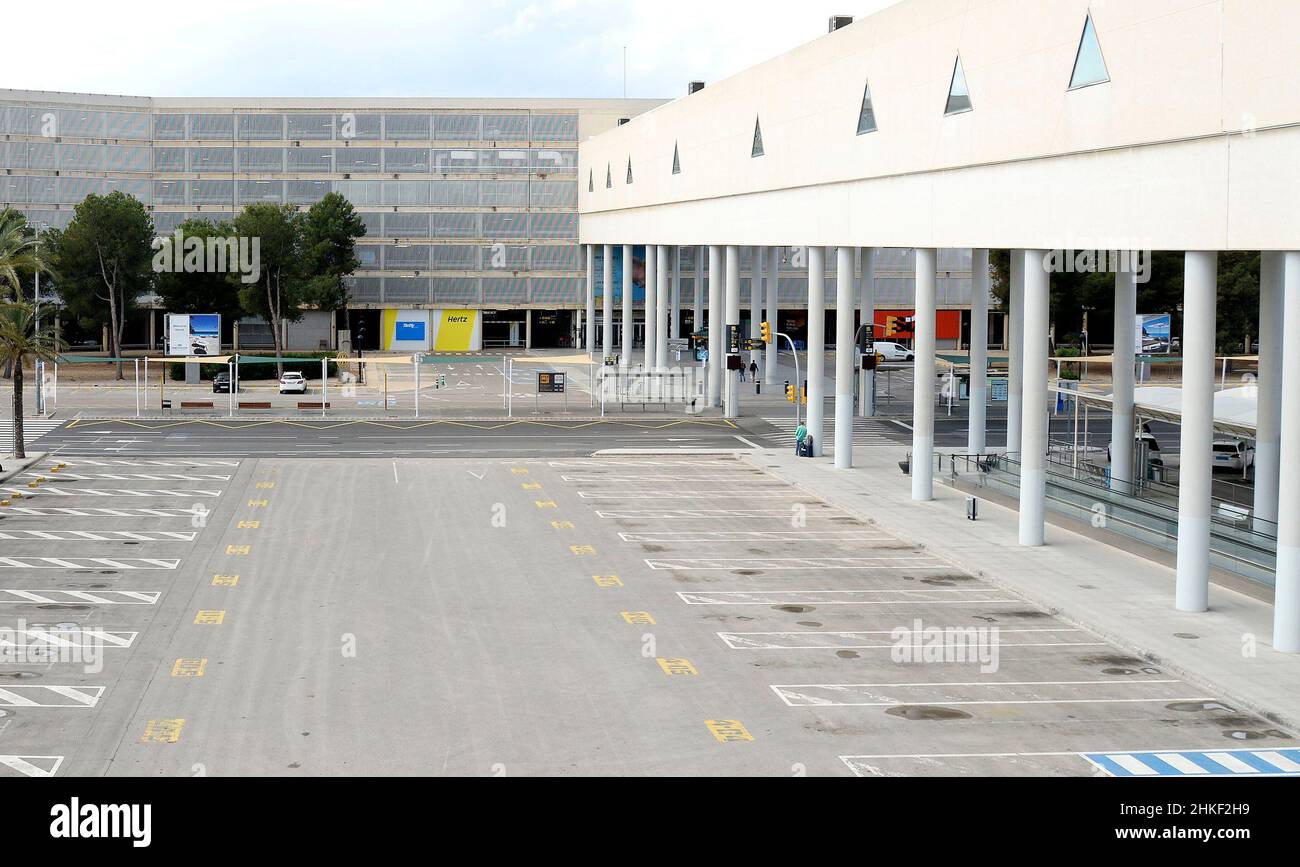 Der Flughafen von Palma de Mallorca war während der covid Pandemie im Jahr 2020 leer. Stockfoto