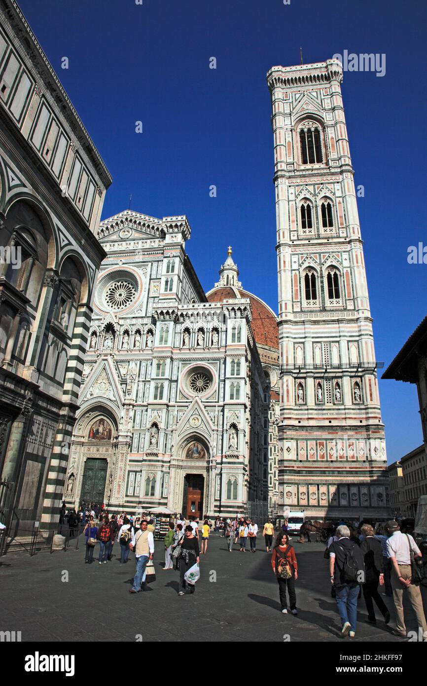 Campanile und Kathedrale Santa Maria del Fiore, Florenz, Toskana, Italien Stockfoto