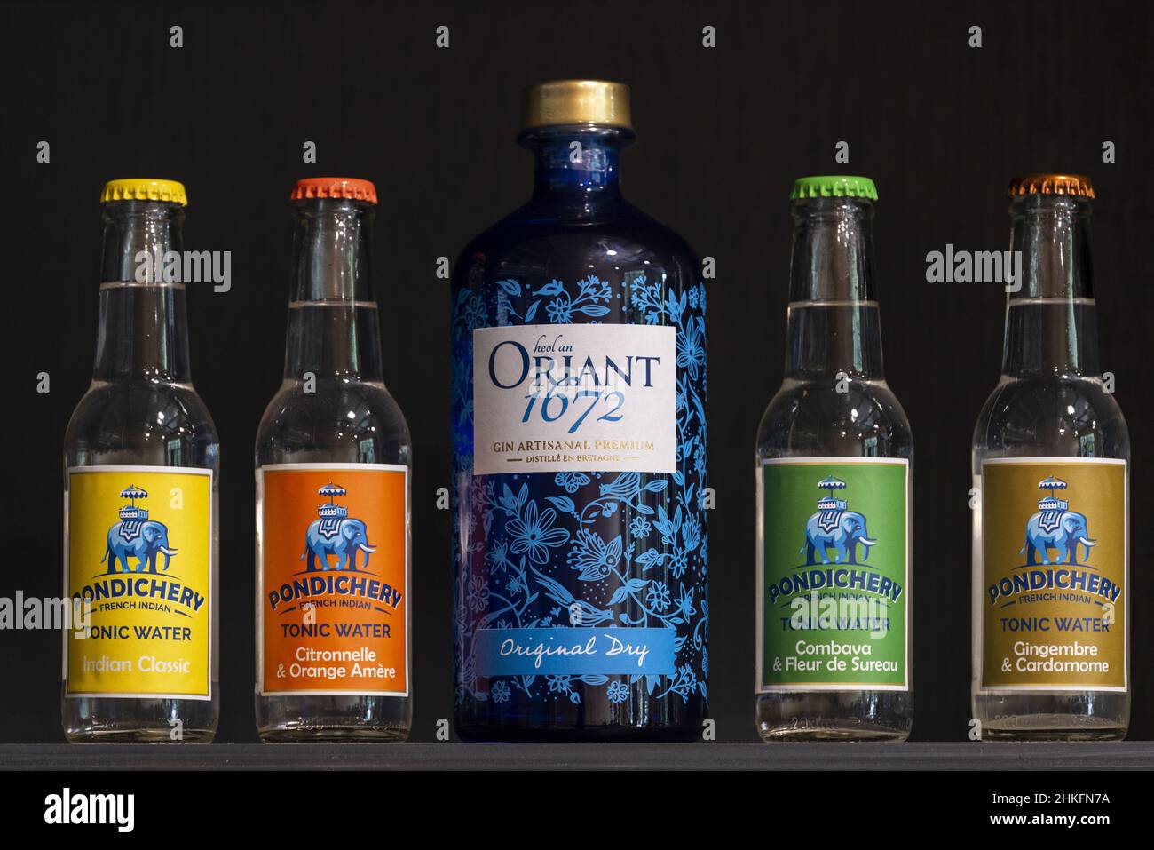 Frankreich, Morbihan, Sulniac, Gorvello-Destillerie, hausgemachter Gin und Tonics Stockfoto