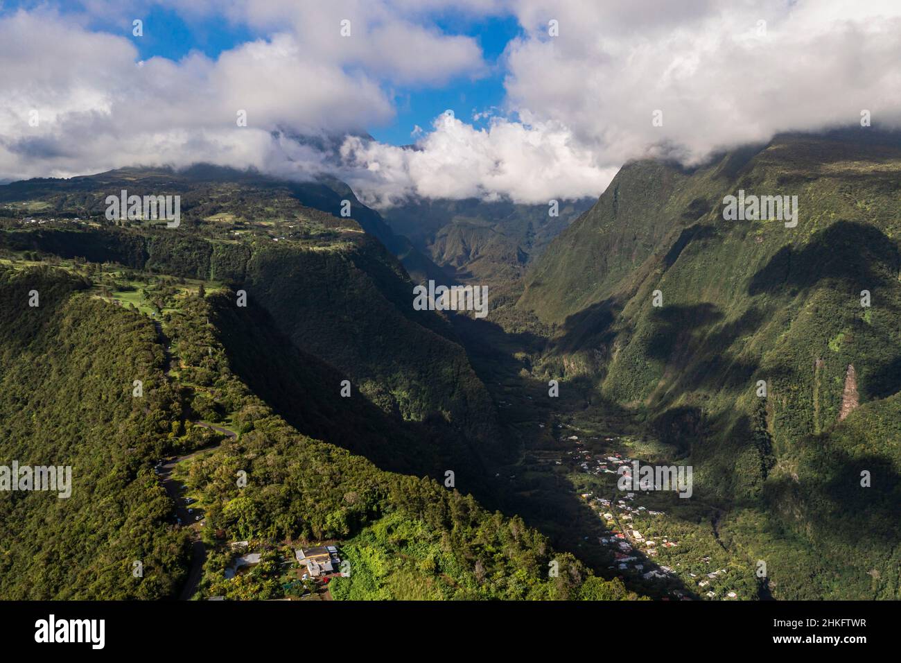 Frankreich, Réunion (französisches Überseedepartement), Saint Joseph, Grand-Coude-Hochebene (links) und der Langevin-Fluss im Osten (Luftaufnahme) Stockfoto