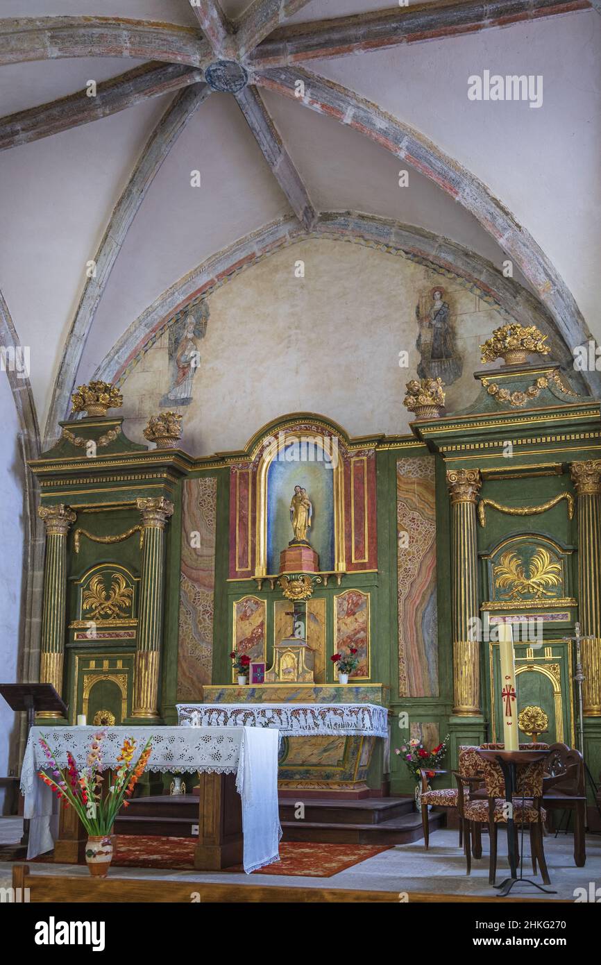 Frankreich, Haute-Vienne, Flavignac, Bühne auf der Via Lemovicensis oder Vezelay Weg, einer der wichtigsten Wege nach Santiago de Compostela, 15th Jahrhundert Himmelfahrt der Heiligen Jungfrau Kirche, 18th Jahrhundert Hochaltar Stockfoto