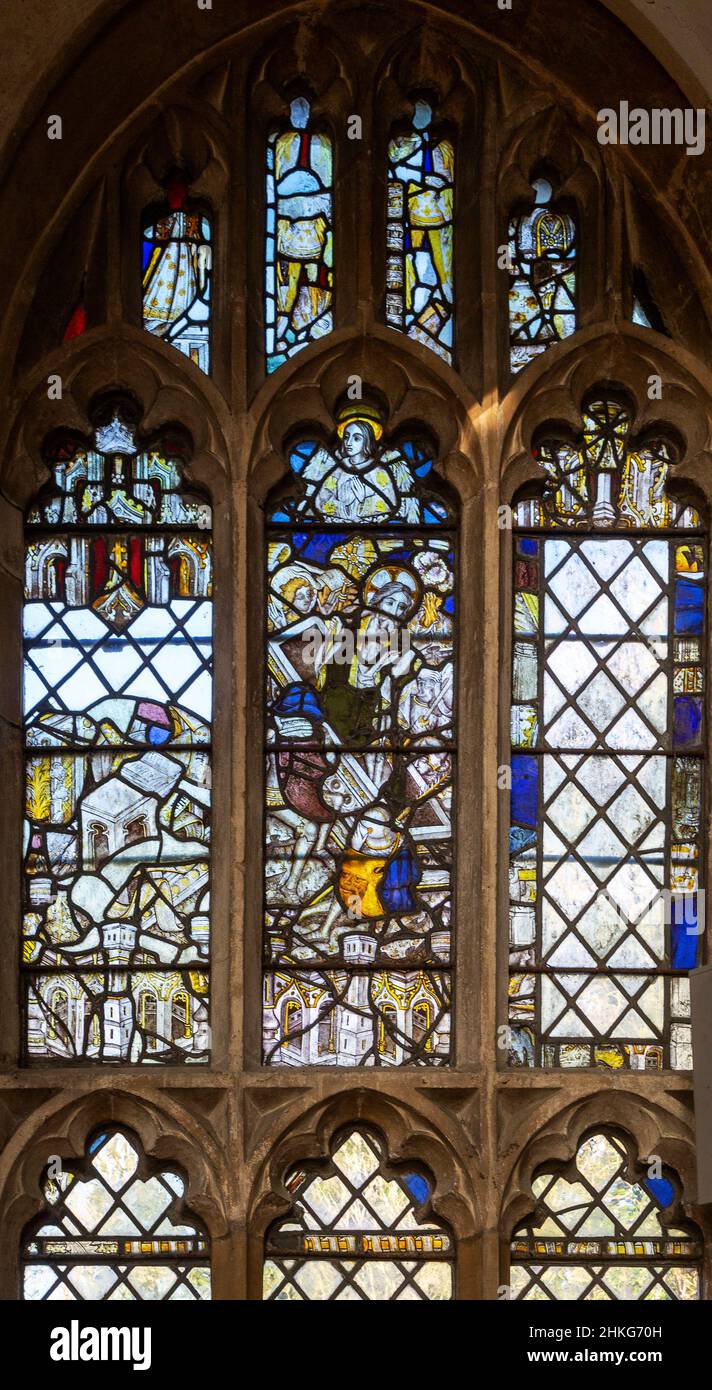 C15th Glasmalerei, Hessett Kirche, Suffolk, England, Großbritannien - Jesus Christus, der von den Toten aufsteigt, Auferstehung Stockfoto