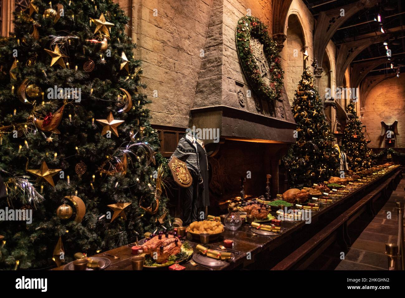 Leavesden, Großbritannien - 9th 2022. Januar: Eine festlich aussehende große Halle von Hogwarts, bei der Making of Harry Potter Tour in den Warner Bros. Studios in Leavesde Stockfoto