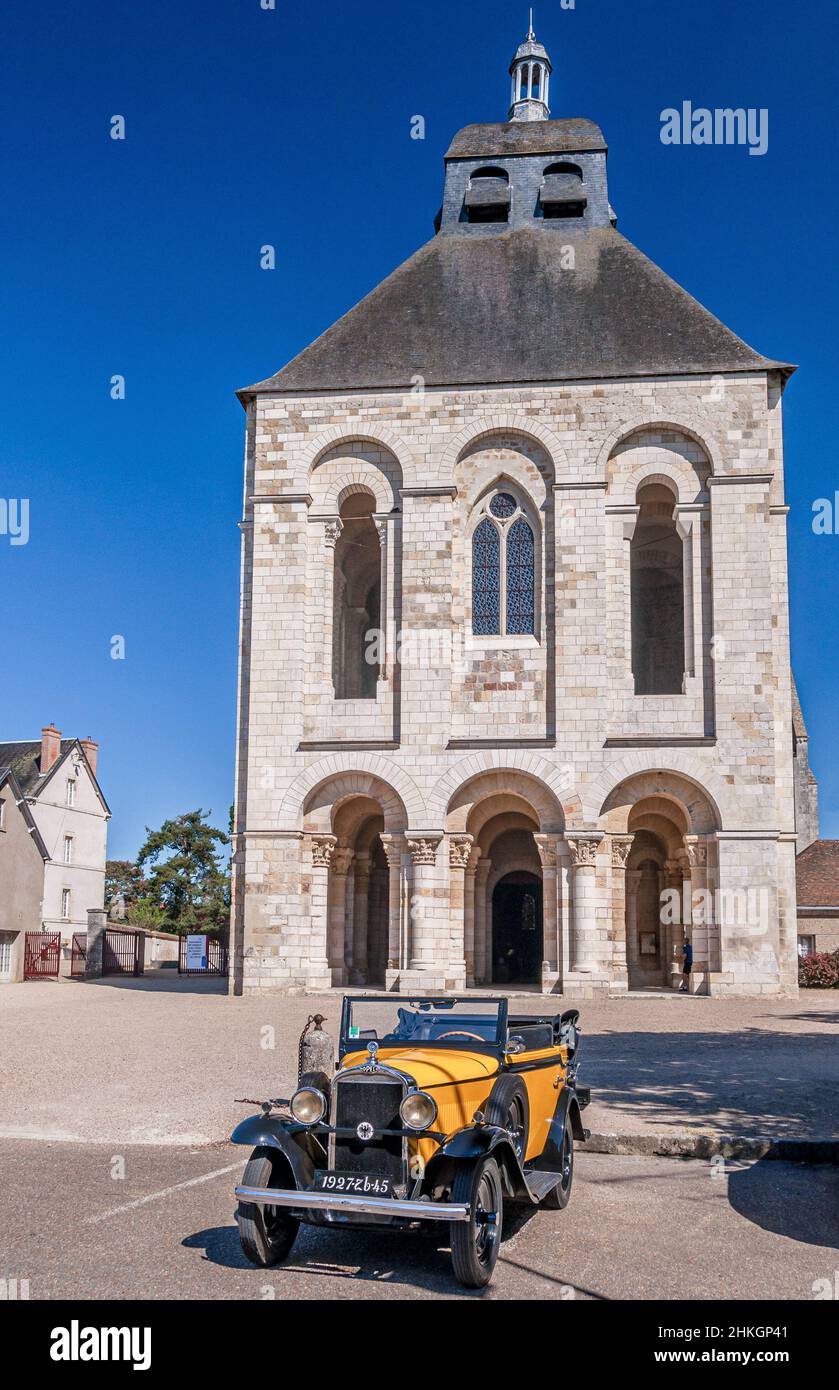 Der verkürzte Glockenturm, Abteikirche St. Benoit sur Loire (Abbaye de Fleury) Stockfoto