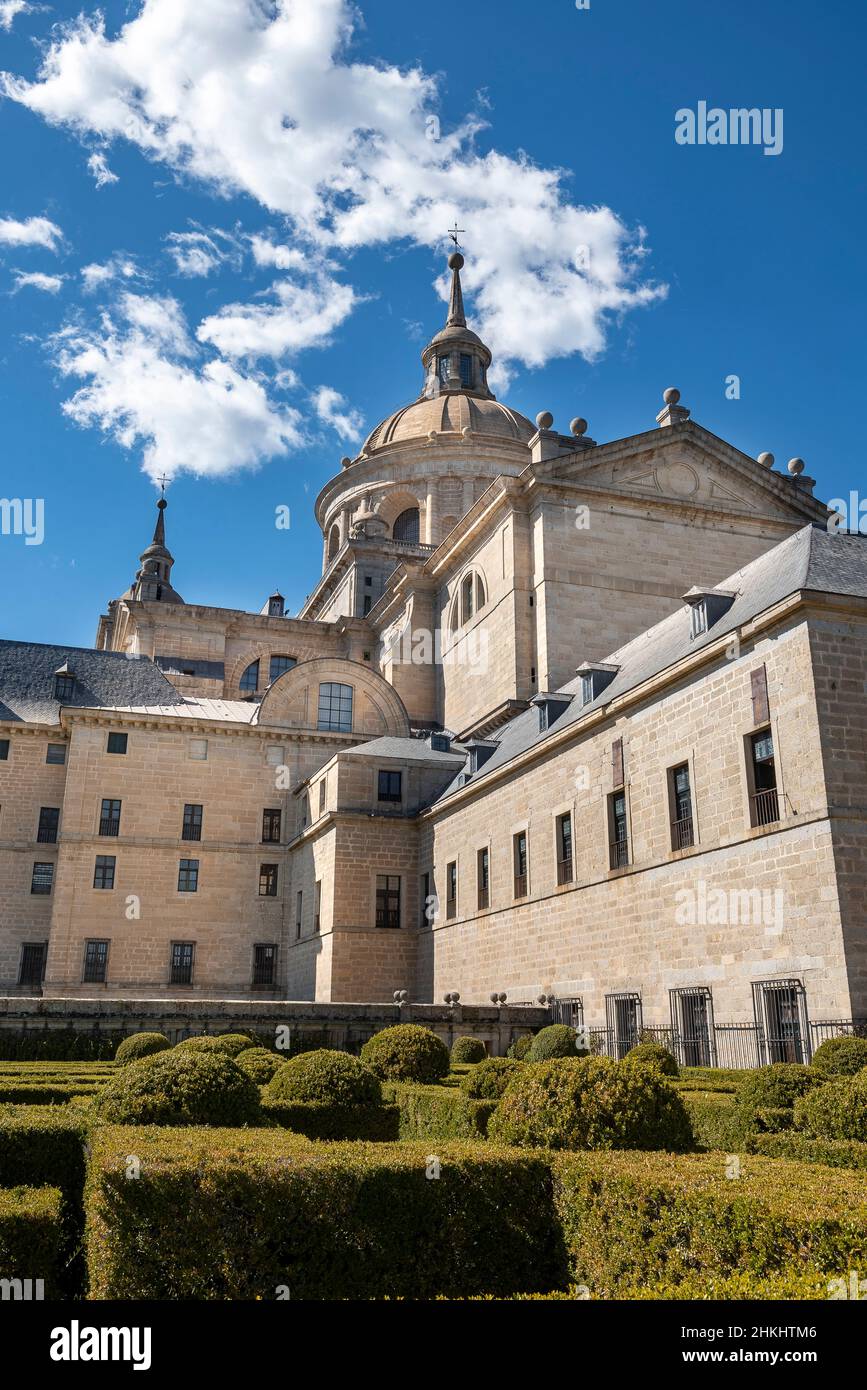 Das Königliche Kloster von San Lorenzo de El Escorial und seine Gärten Stockfoto