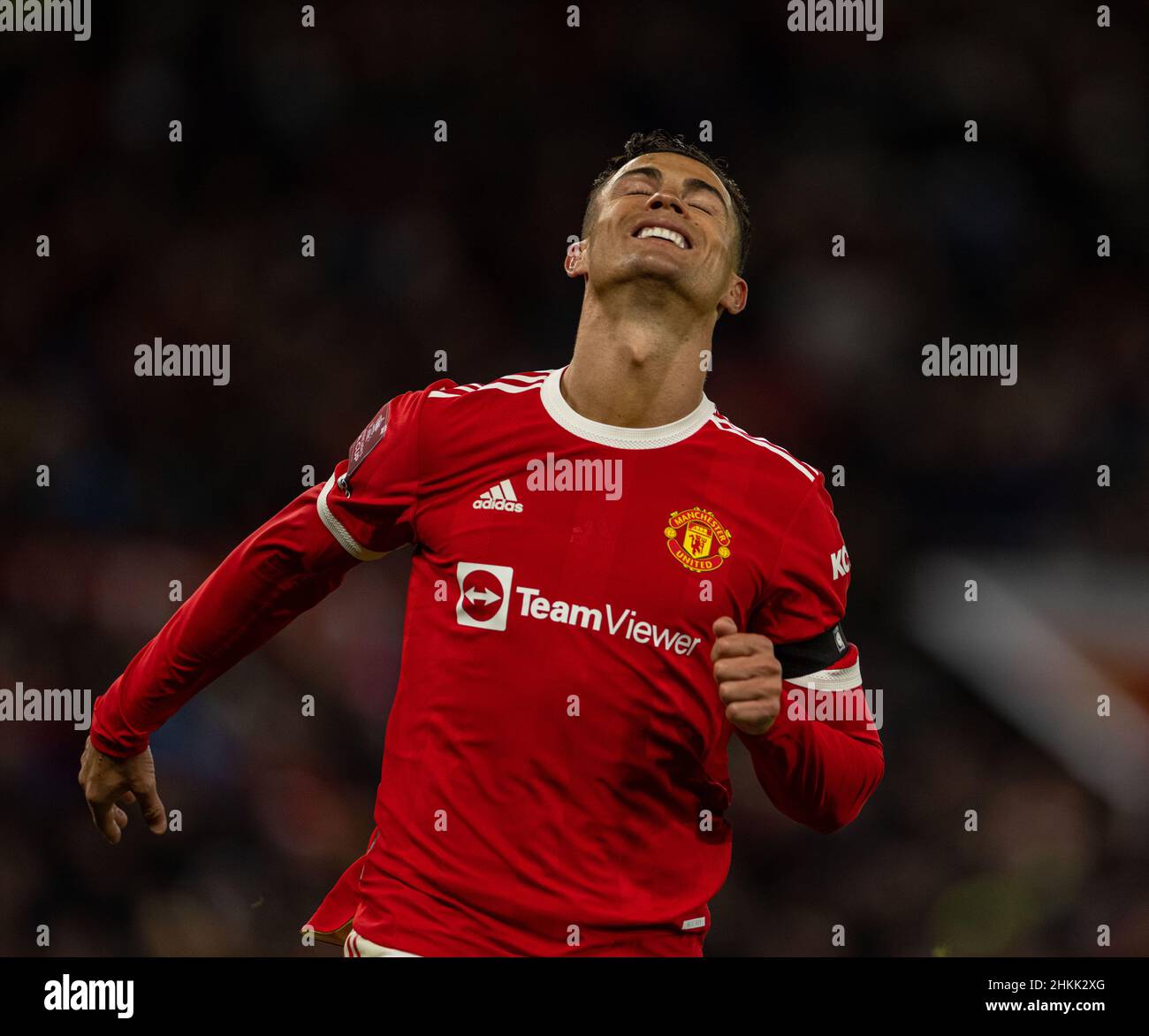 Manchester, Großbritannien. 5th. Februar 2022. Cristiano Ronaldo von Manchester United sieht beim vierten Spiel des englischen FA Cups zwischen Manchester United und Middlesbrough in Manchester, Großbritannien, am 4. Februar 2022 niedergeschlagen aus. Quelle: Xinhua/Alamy Live News Stockfoto