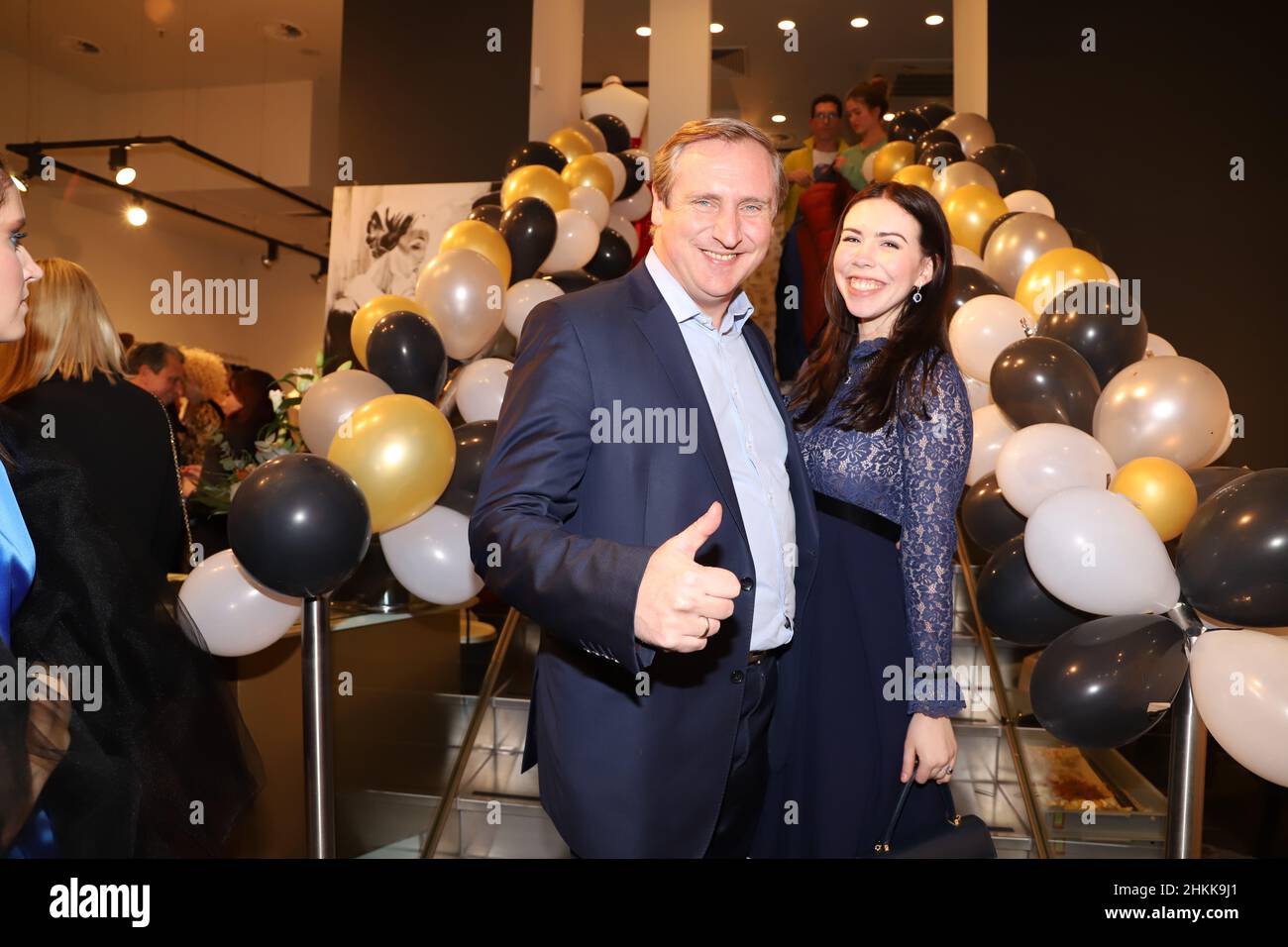 Dr. Christian von Boetticher mit Ehefrau Sarah beim Opening PopUp