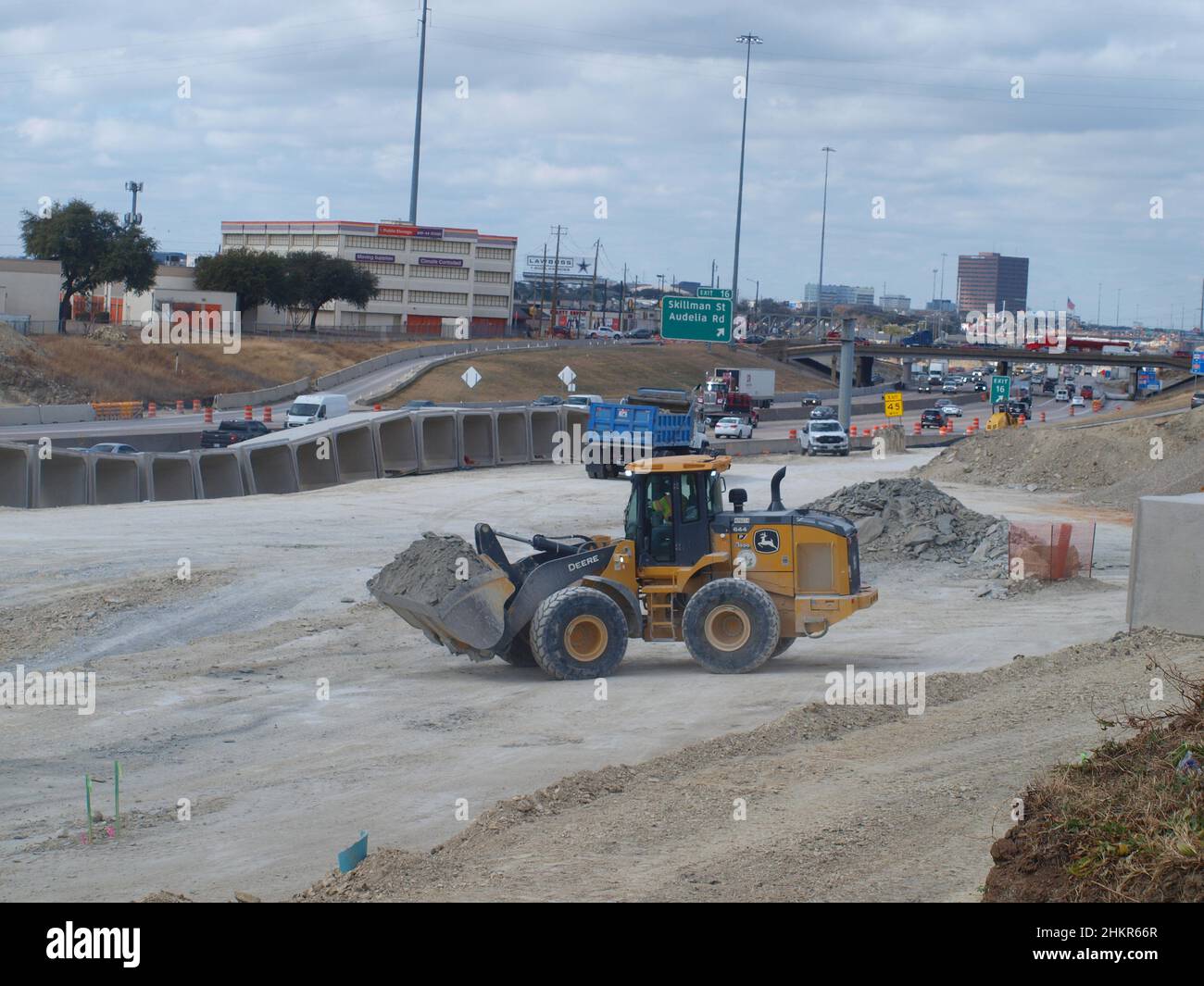 Das Wachstum in North Dallas belastet die Straßen, den Zelldienst und neue Wohnhäuser. Bau, Kunst und Erholung große Gewinner. Stockfoto