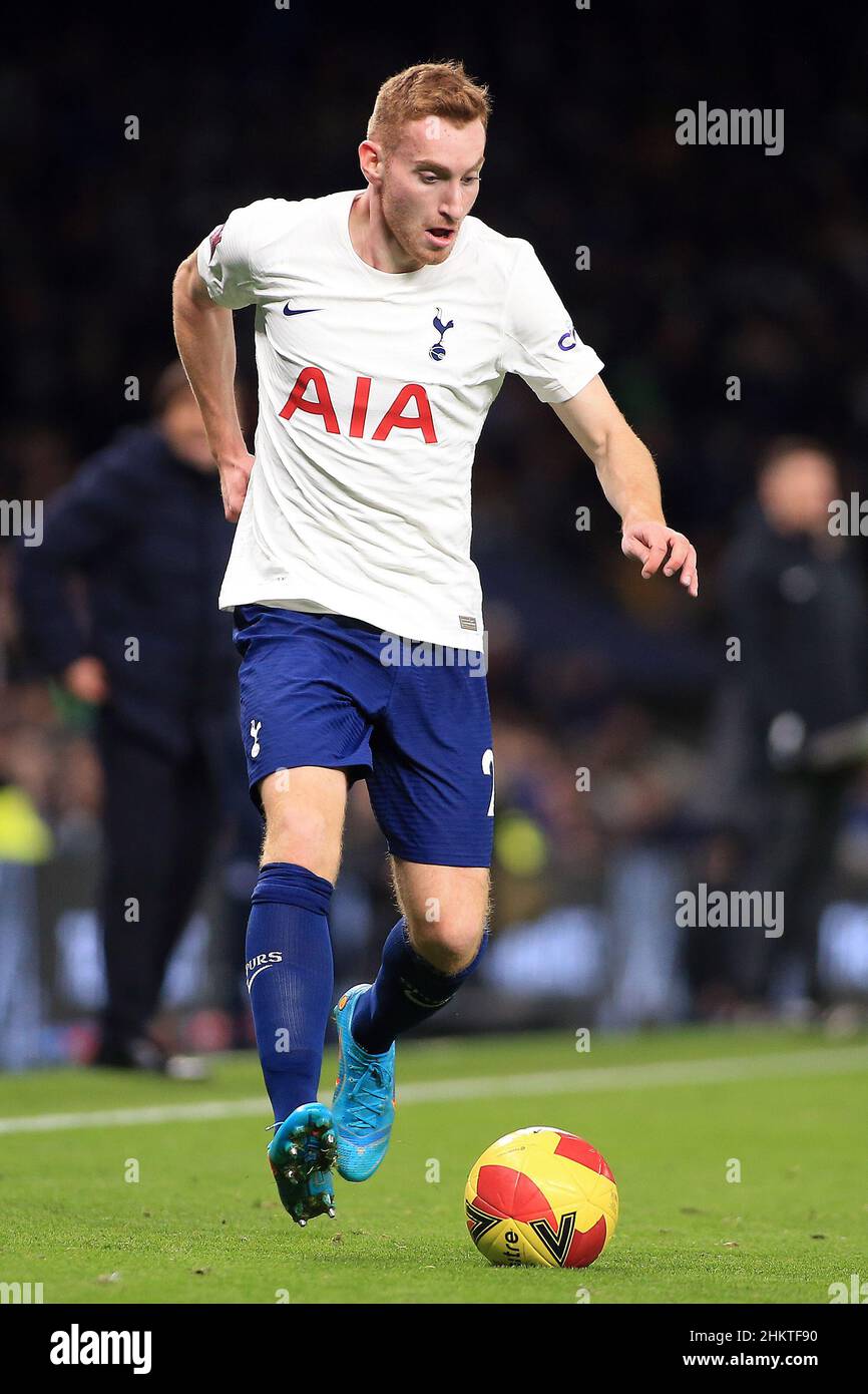 London, Großbritannien. 05th. Februar 2022. Dejan Kulusevski von Tottenham Hotspur in Aktion während des Spiels. Emirates FA Cup 4th Round Match, Tottenham Hotspur gegen Brighton & Hove Albion in London am Samstag, 5th. Februar 2022. Dieses Bild darf nur für redaktionelle Zwecke verwendet werden. Nur zur redaktionellen Verwendung, Lizenz für kommerzielle Nutzung erforderlich. Keine Verwendung bei Wetten, Spielen oder Veröffentlichungen in einem Club/einer Liga/einem Spieler. PIC von Steffan Bowen/Andrew Orchard Sports Photography/Alamy Live News Credit: Andrew Orchard Sports Photography/Alamy Live News Stockfoto