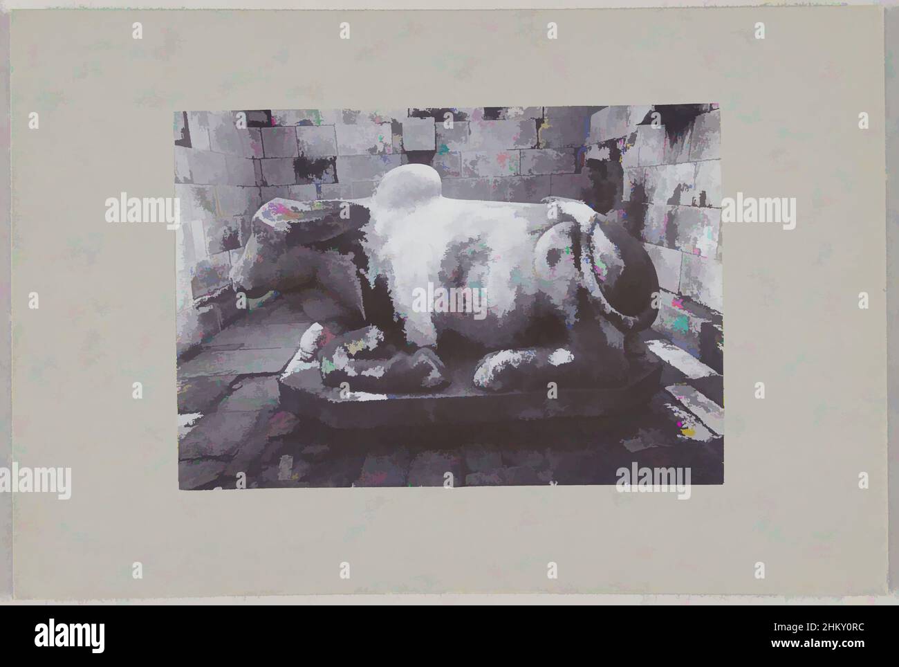 Kunst inspiriert von Bild eines Stiers in einem Tempel von Prambanan in der Nähe von Jogyakarta86b Stier in Tempel b (gegenüber Tempel A), Bild eines Stiers in einem Tempel von Prambanan in der Nähe von Jogyakarta, Niederländisch-Indien, Jogjakarta, c. 1895 - c. 1915, fotografische Unterstützung, Papier, Silbergelatine-Druck, Höhe 107 mm, Klassische Werke, die von Artotop mit einem Hauch von Moderne modernisiert wurden. Formen, Farbe und Wert, auffällige visuelle Wirkung auf Kunst. Emotionen durch Freiheit von Kunstwerken auf zeitgemäße Weise. Eine zeitlose Botschaft, die eine wild kreative neue Richtung verfolgt. Künstler, die sich dem digitalen Medium zuwenden und die Artotop NFT erschaffen Stockfoto