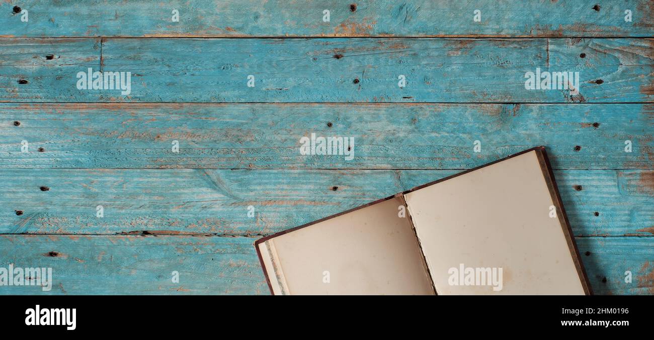 Leere seiten Fotos und Bildmaterial in hoher Auflösung Alamy