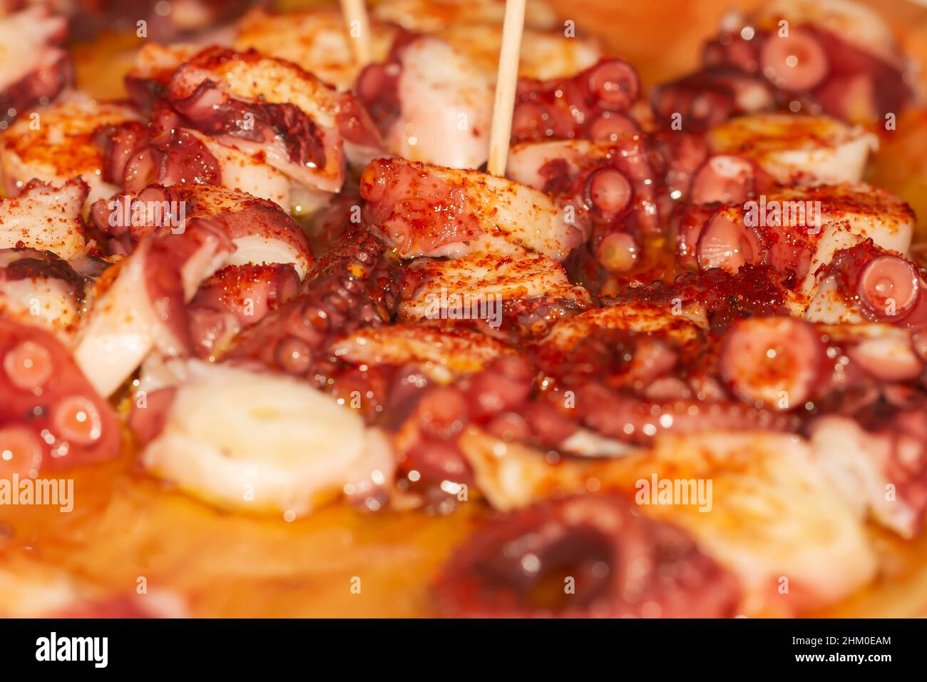 Typisch spanisch-galizisches Gericht 'Pulpo a la gallega' Stockfoto