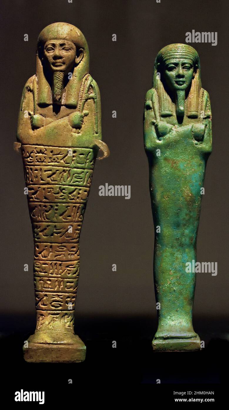 Shabti des Admirals Tjennehebu und Shabti des Admirals Hekaemsaf 570–526 v. Chr., 26. Dynastie, Regierungszeit: Amasis, 18,7 x 5 x 3 cm, Ägypten (Museo Egizio di Torino Italien) Stockfoto