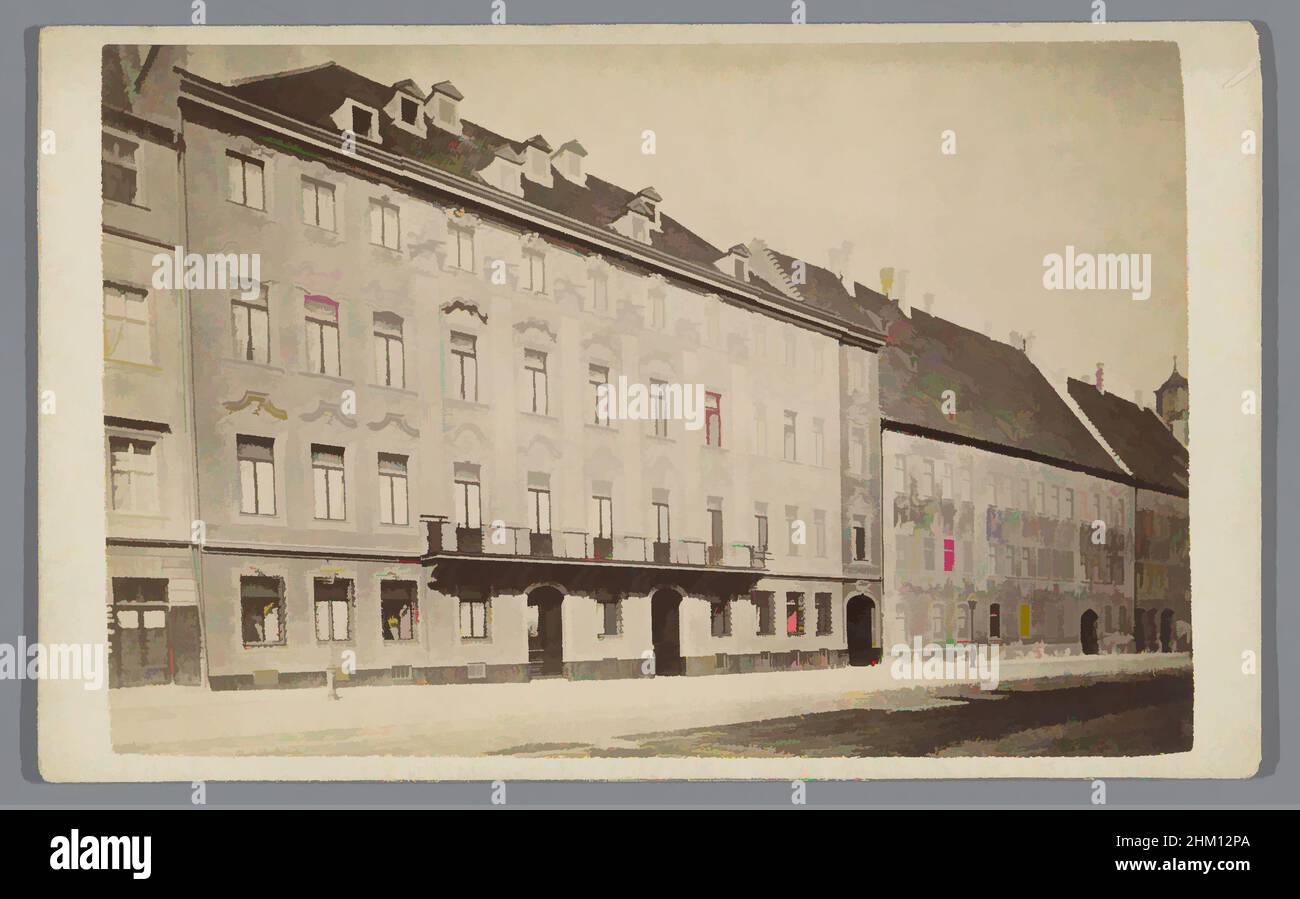 Kunst inspiriert von Fuggerhaus in Augsburg, die Augsburger Maximilianstraße mit dem Függerhaus, Frankfurt am Main, 1860 - 1885, Papier, Karton, Albumen Print, Höhe 62 mm × Breite 101 mm, Classic Works modernisiert von Artotop mit einem Schuss Moderne. Formen, Farbe und Wert, auffällige visuelle Wirkung auf Kunst. Emotionen durch Freiheit von Kunstwerken auf zeitgemäße Weise. Eine zeitlose Botschaft, die eine wild kreative neue Richtung verfolgt. Künstler, die sich dem digitalen Medium zuwenden und die Artotop NFT erschaffen Stockfoto