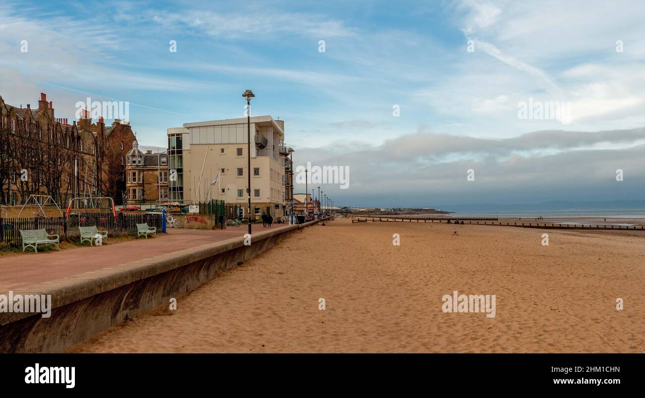 Portobello Promenade and Beach, der heute ein Vorort von Edinburgh, Schottland, ist Stockfoto