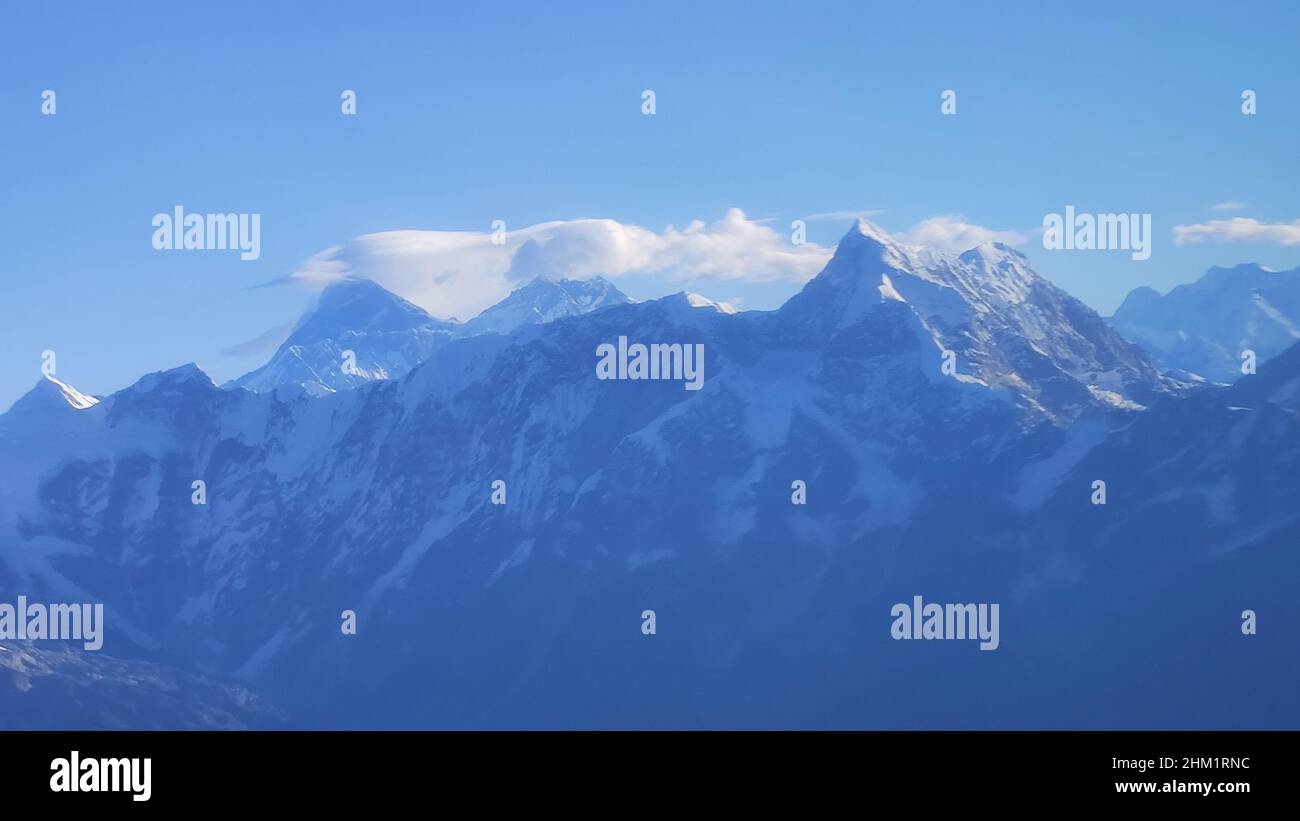 Der Mount Everest ist der höchste Berg der Erde über dem Meeresspiegel und liegt im Mahalangur Himal-Untergebiet des Himalaya. Stockfoto