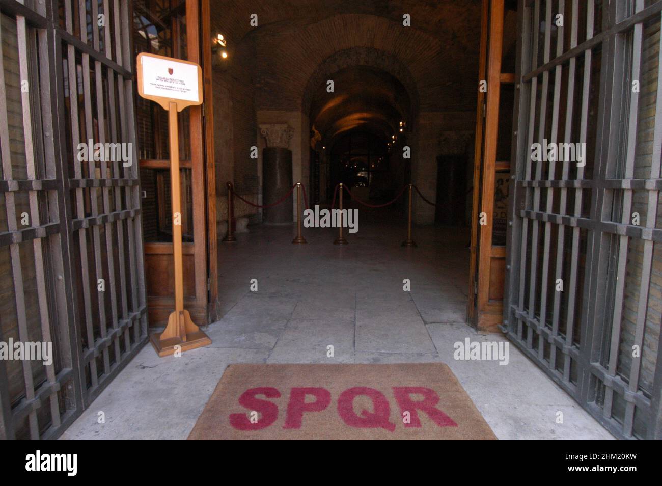 Rom, Italien 21/05/2005: Eingang zum Palast Sanatorio, Platz Campidoglio. ©Andrea Sabbadini Stockfoto