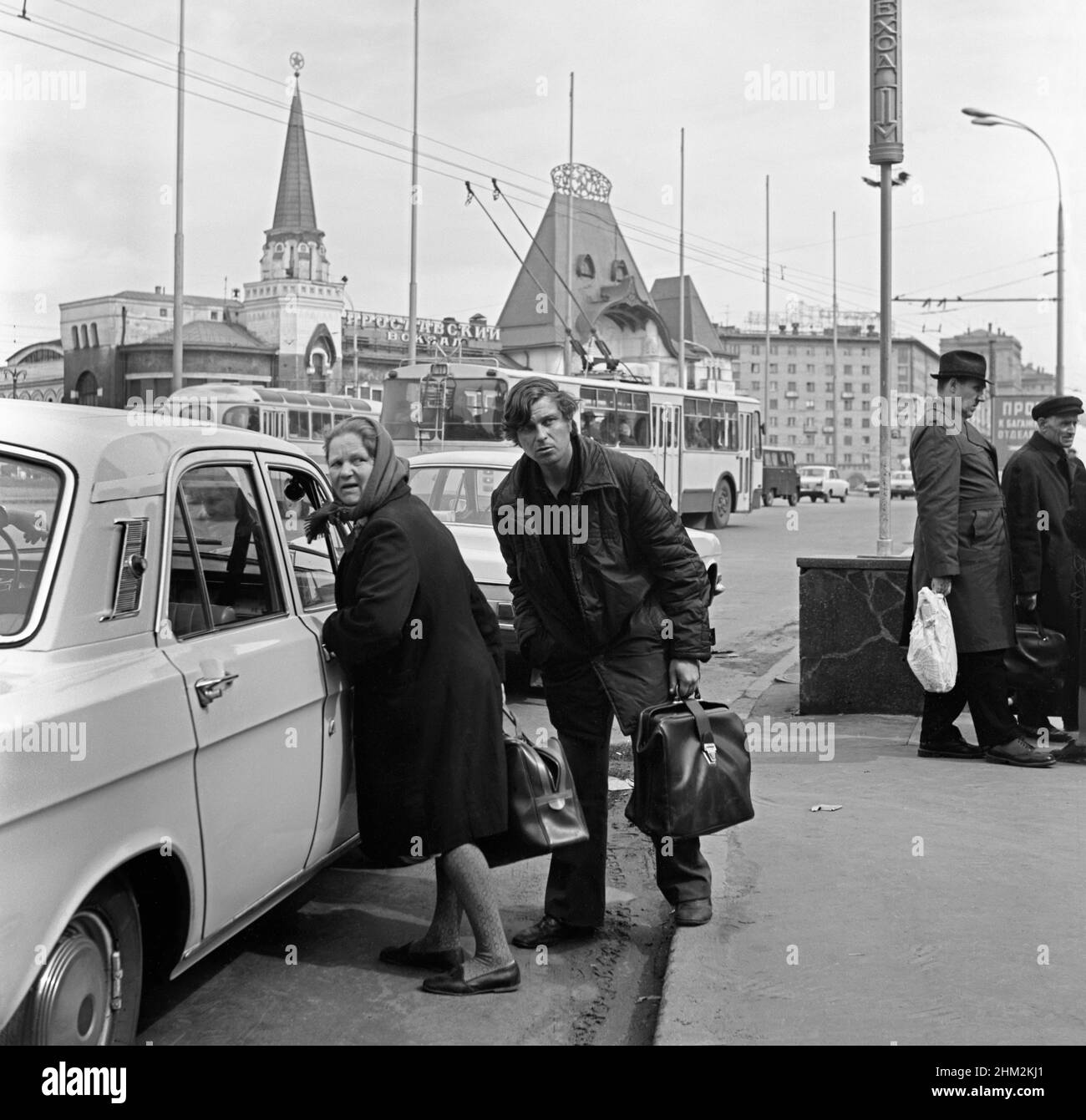 Komsomolskaja-Platz, Jaroslawski-Bahnhof, Moskau, Russland, UdSSR, April 1976 Stockfoto