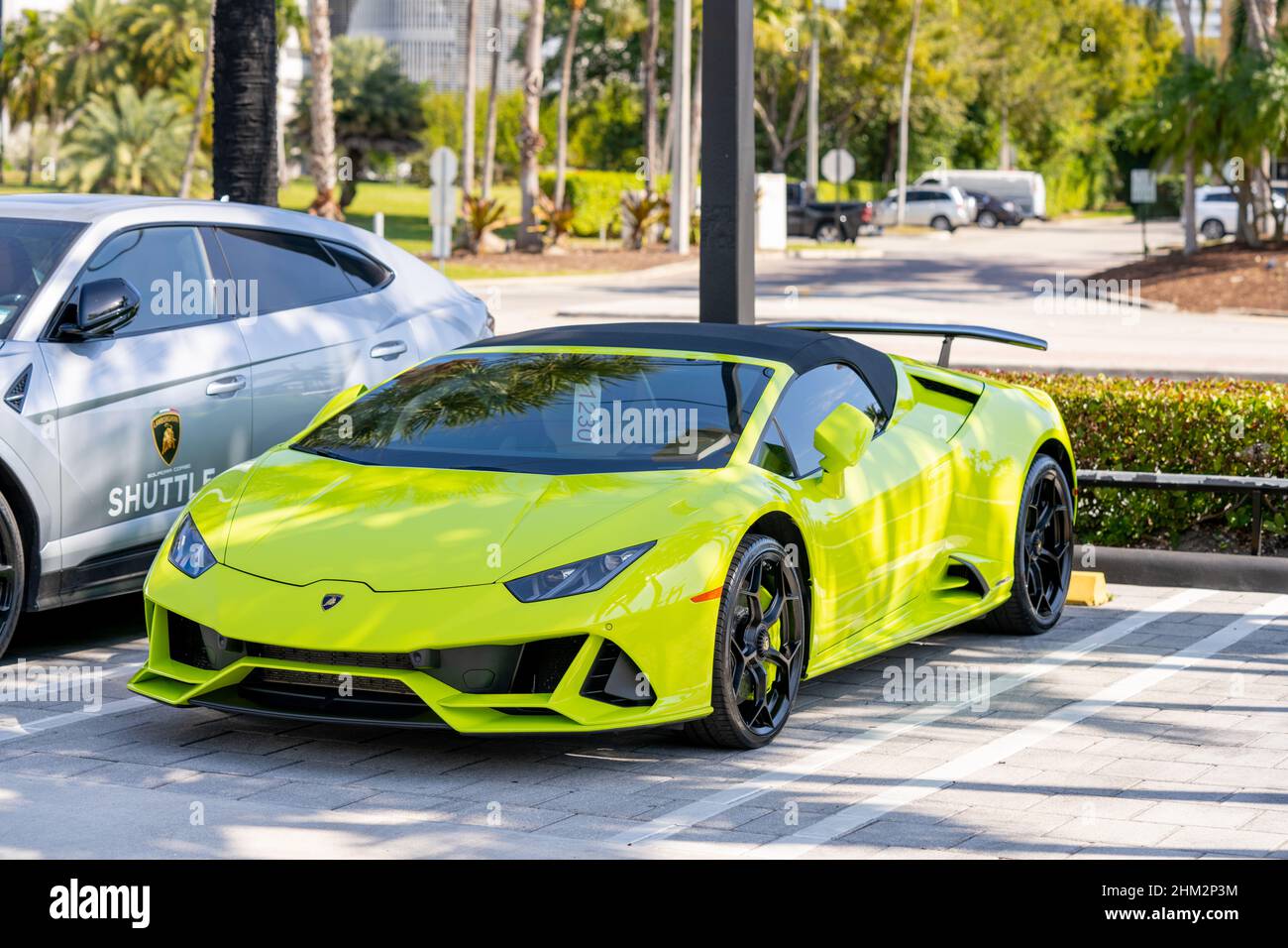 Miami, FL, USA - 5. Februar 2022: Foto eines neuen Hurikans von Lamborghini Stockfoto