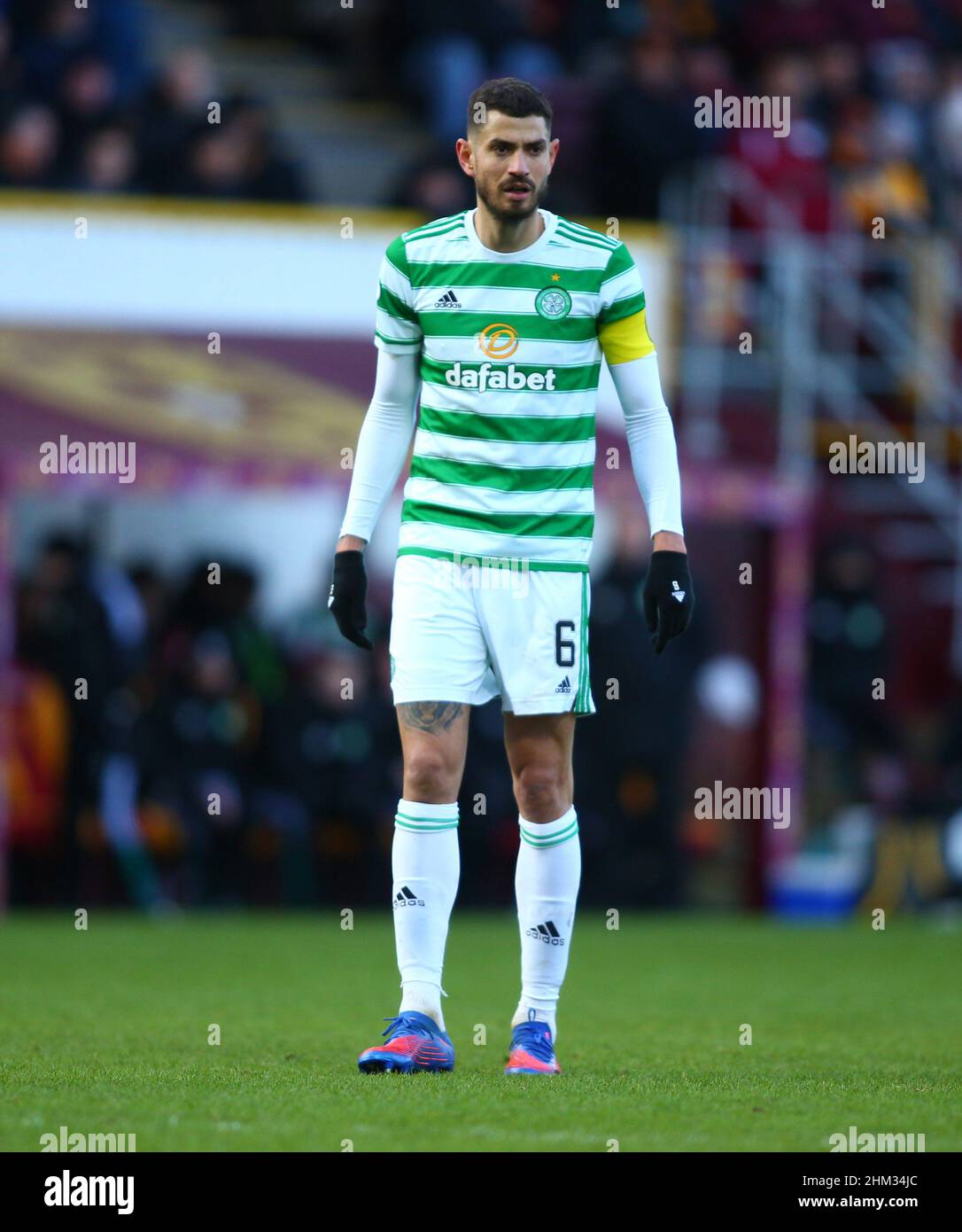 6th. Februar 2022 ; Fir Park, Motherwell, Schottland; Scottish Premier League Football, Motherwell versus Celtic; NIR Bitton of Celtic Stockfoto