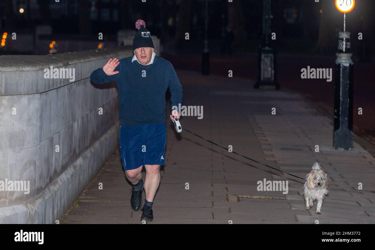 Boris johnson jogging morning Fotos und Bildmaterial in hoher